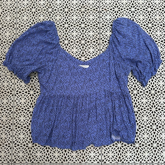 American Eagle blue cheetah print peplum top size medium - Picture 1 of 2
